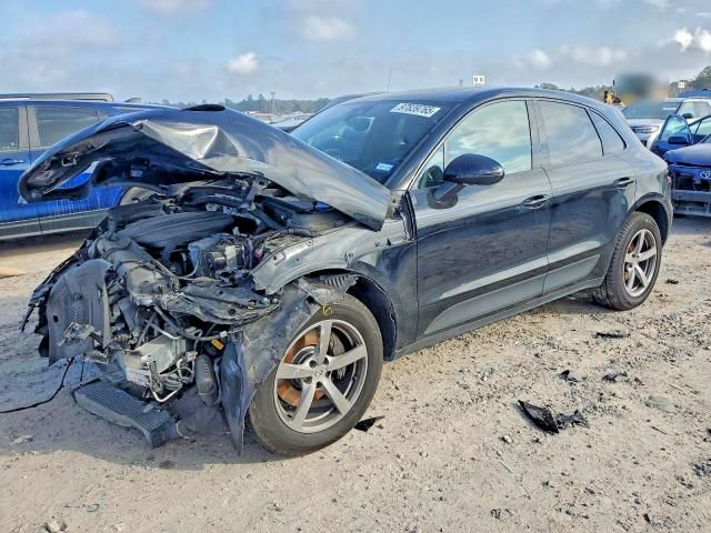 2018 Porsche Macan