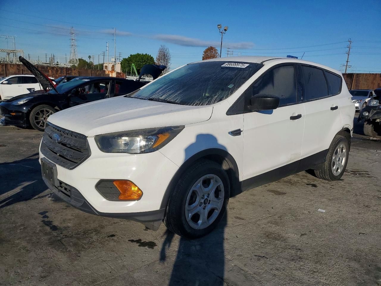 2019 Ford Escape s