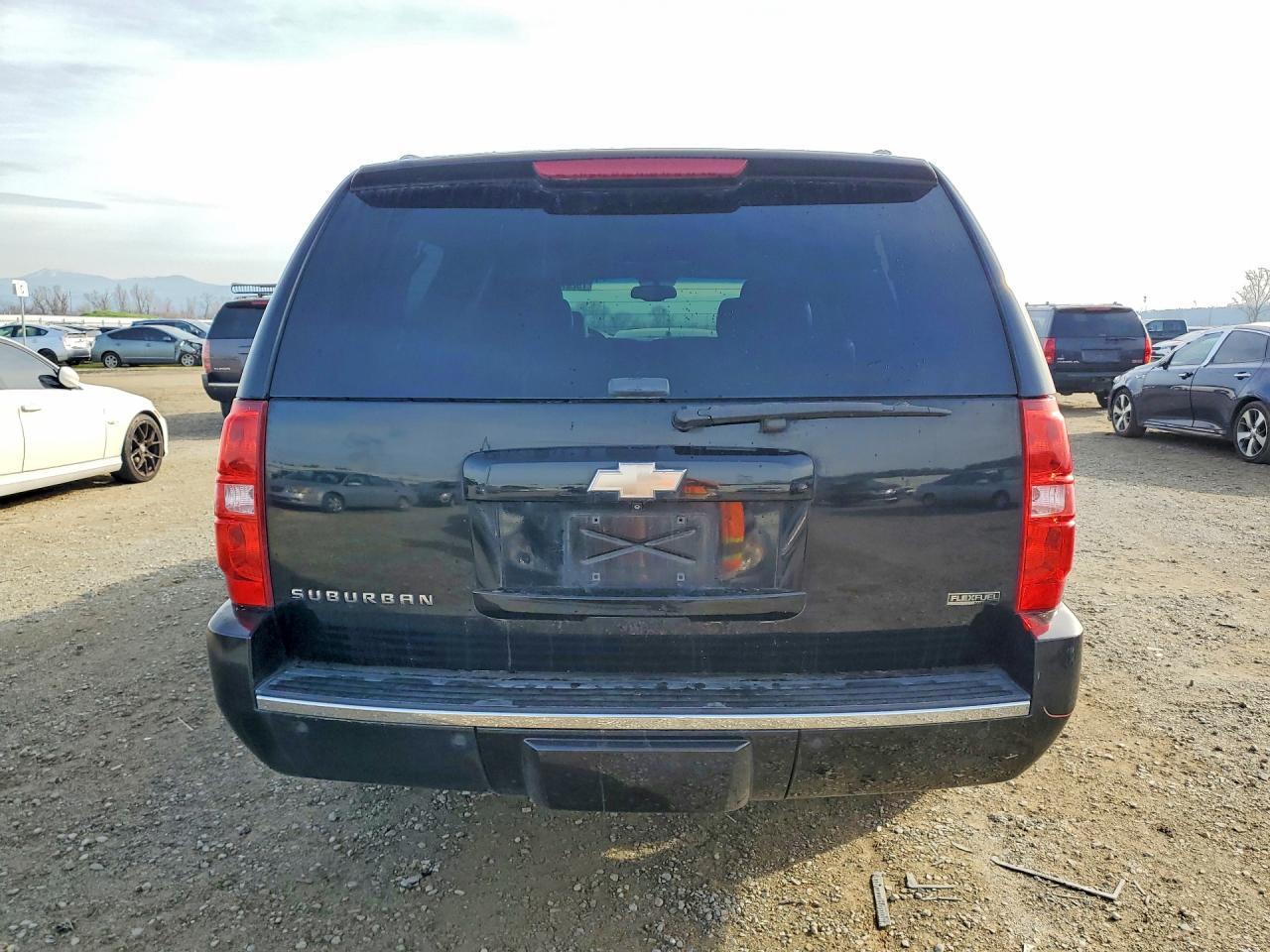 2011 Chevrolet Suburban K1500 ltz