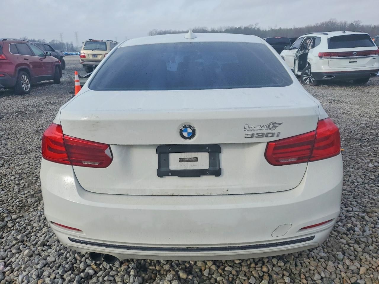 2017 BMW 330 i