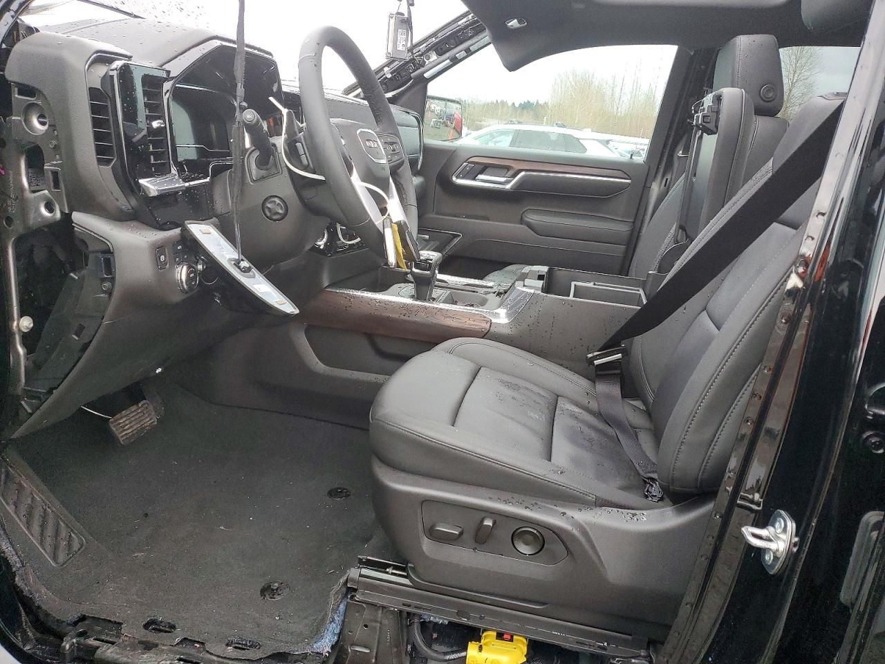 2025 GMC Sierra K1500 slt