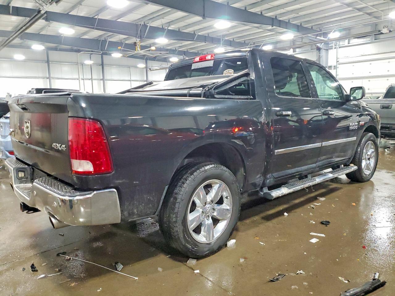 2016 Dodge RAM 1500 SLT