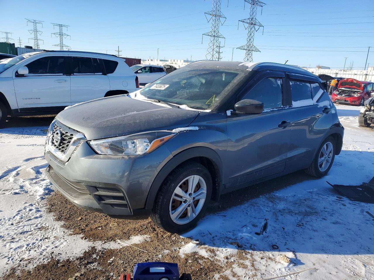 2019 Nissan Kicks s