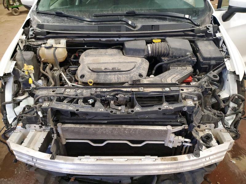 2020 Chrysler Voyager lxi