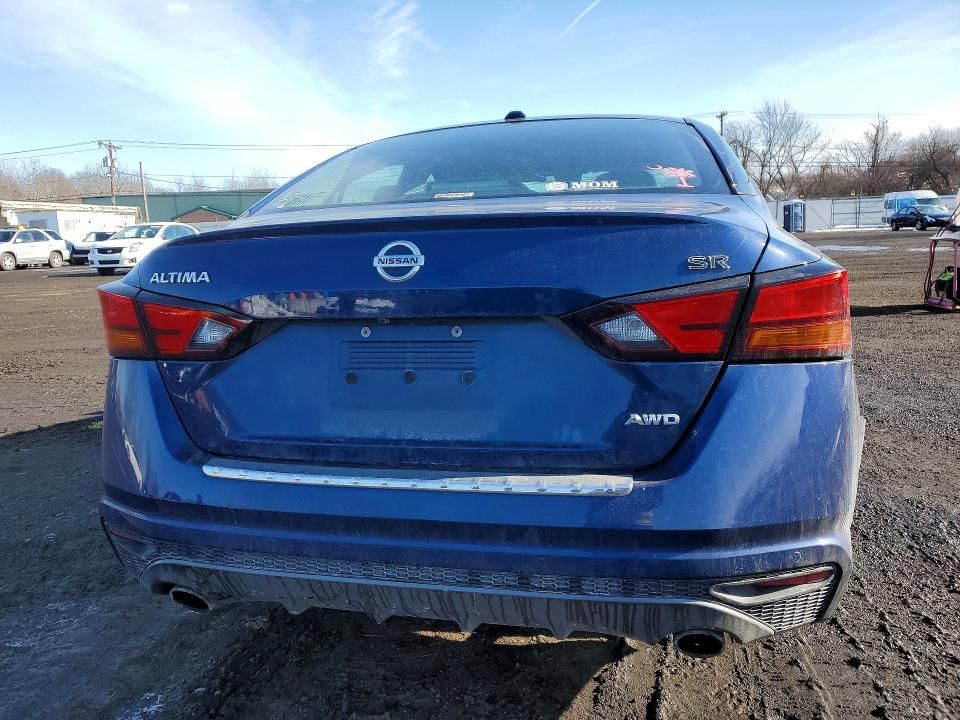 2021 Nissan Altima sr
