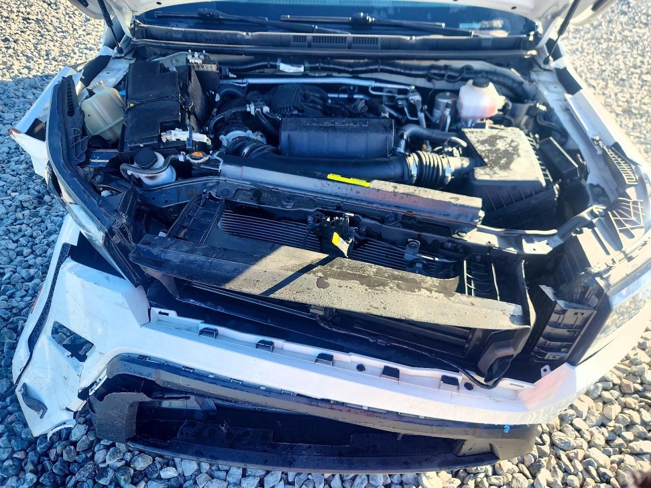 2024 Nissan Frontier s