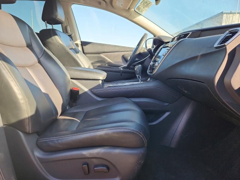 2023 Nissan Murano sv