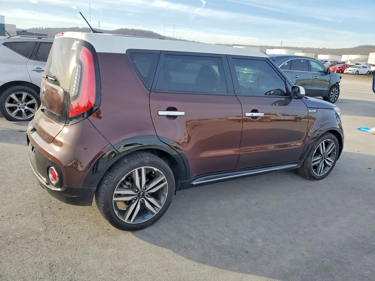 2017 KIA Soul +