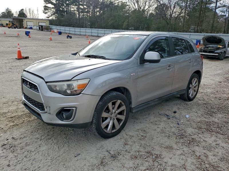 2014 Mitsubishi Outlander Sport se