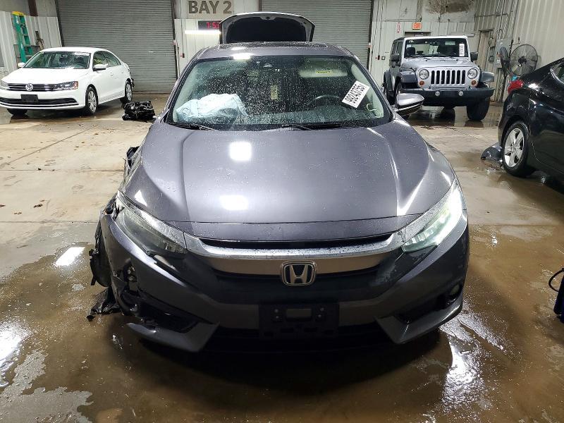 2016 Honda Civic Touring