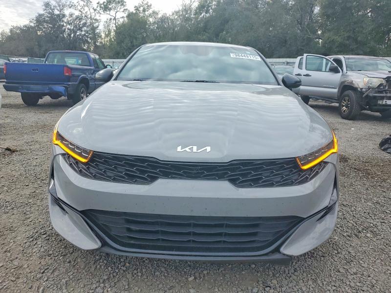 2022 KIA K5 gt Line