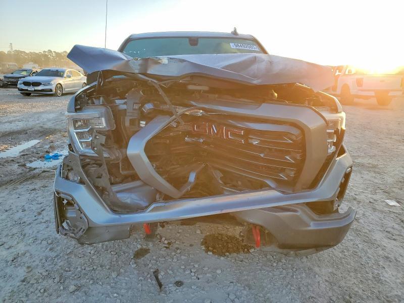 2021 GMC Sierra K1500 AT4