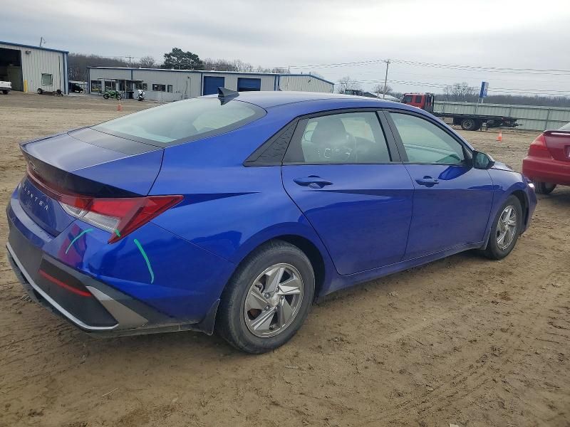 2025 Hyundai Elantra se