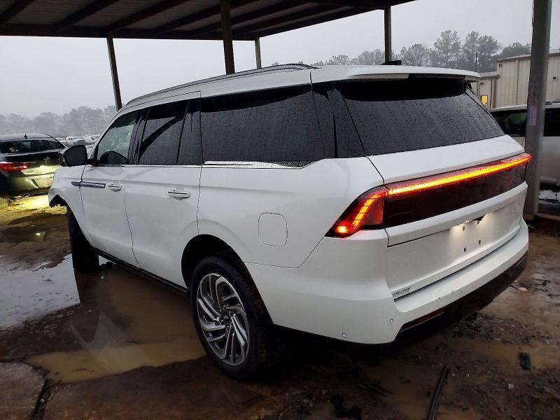 2025 Lincoln Navigator Reserve
