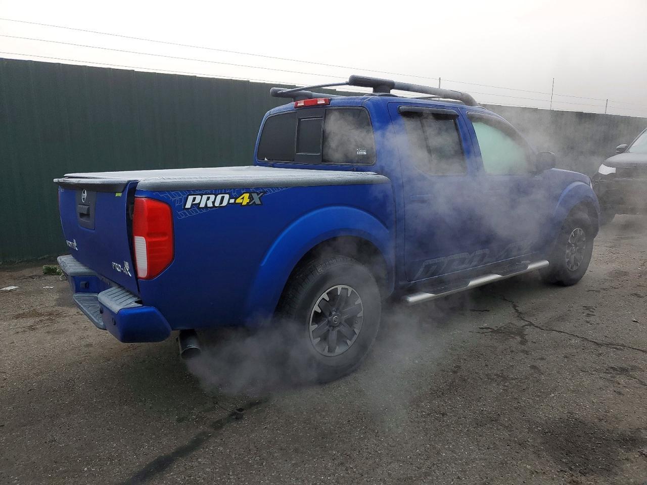 2015 Nissan Frontier S