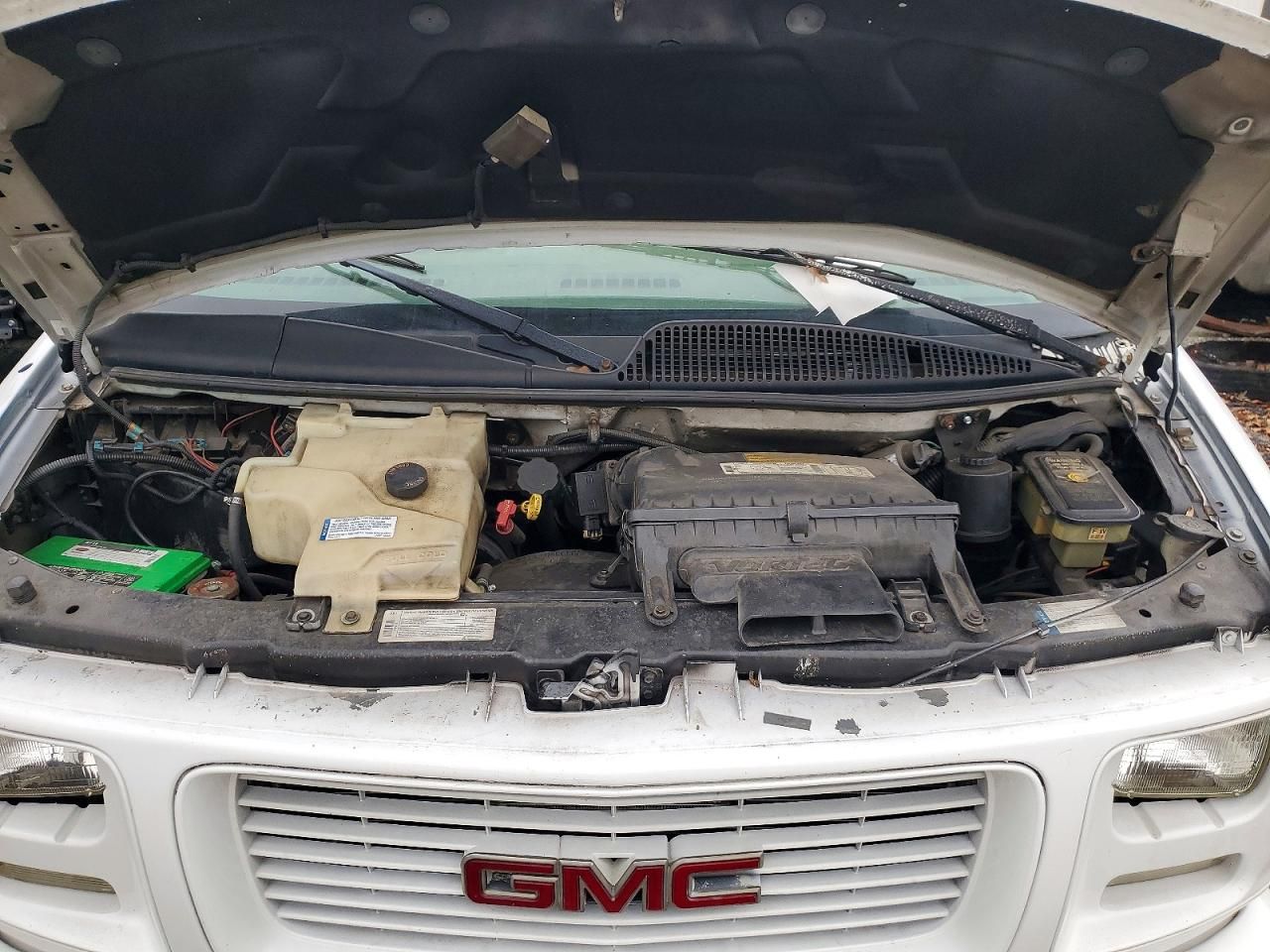 1997 GMC Savana BOX Truck