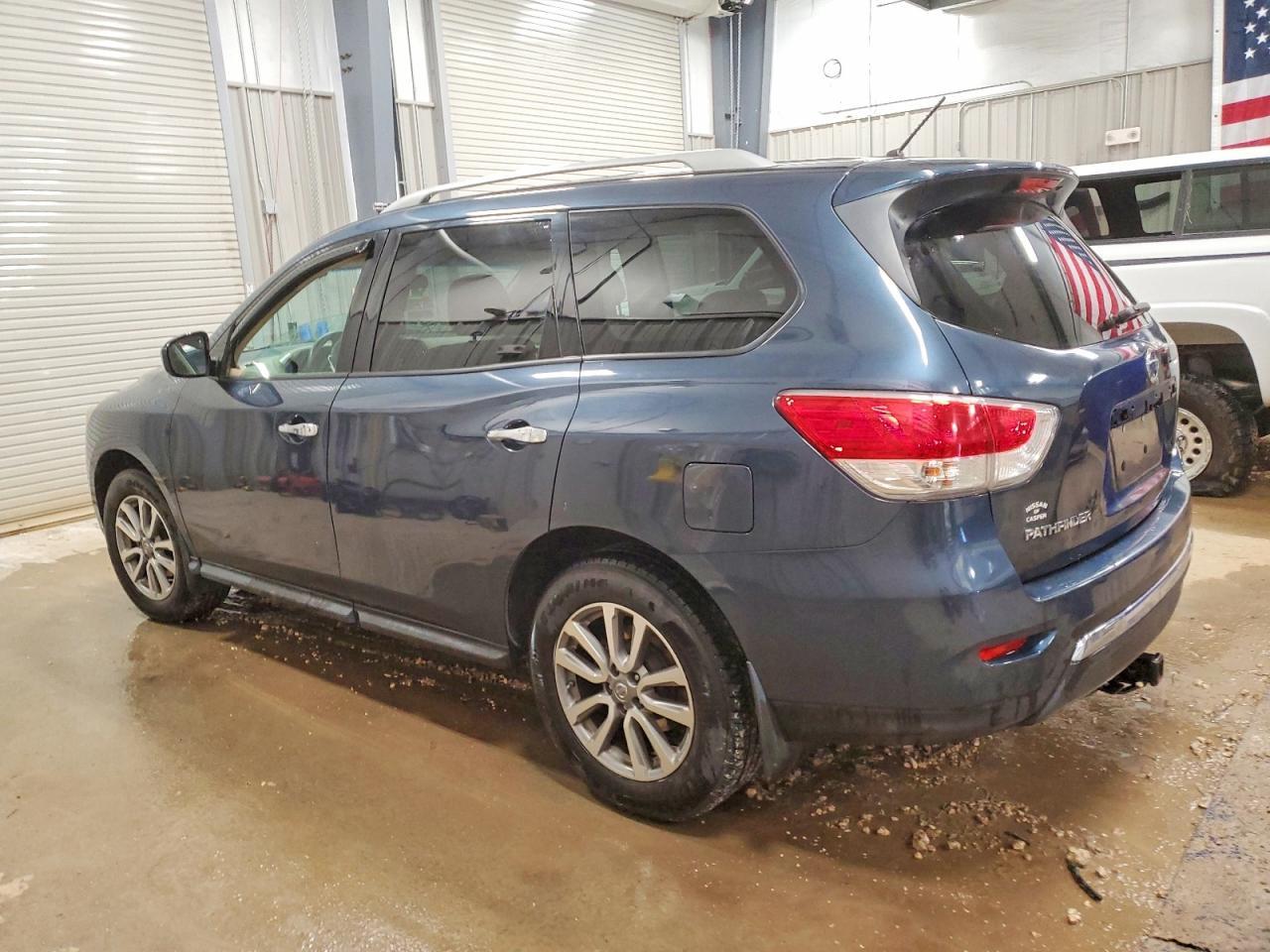 2016 Nissan Pathfinder s
