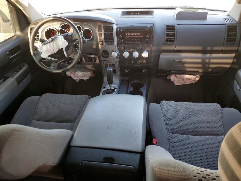2011 Toyota Tundra Double cab SR5