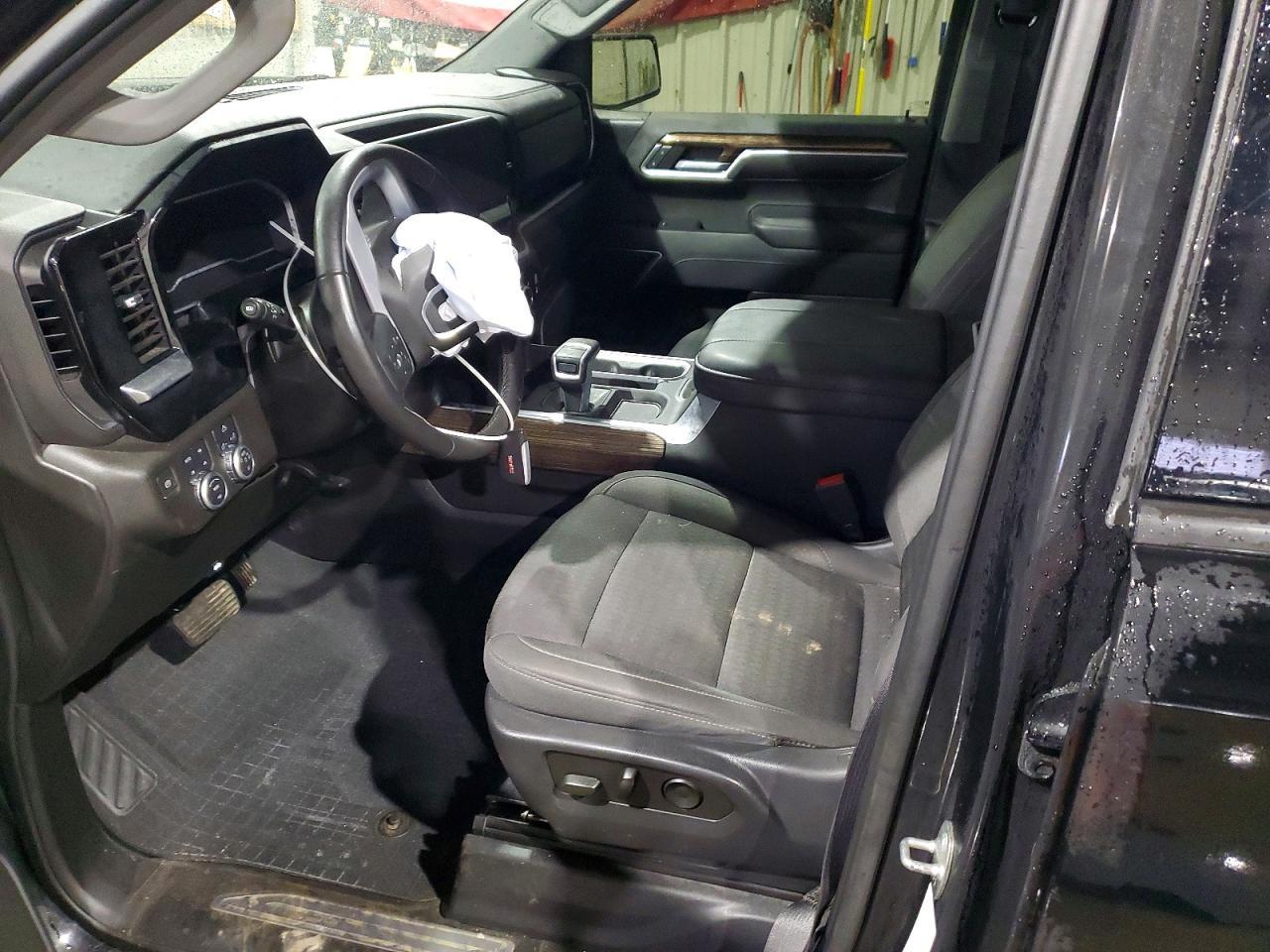 2023 GMC Sierra K1500 Elevation