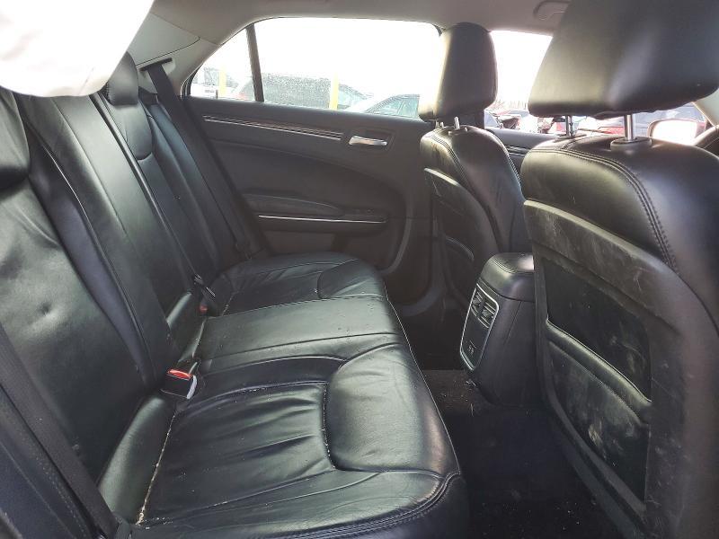 2016 Chrysler 300 Limited