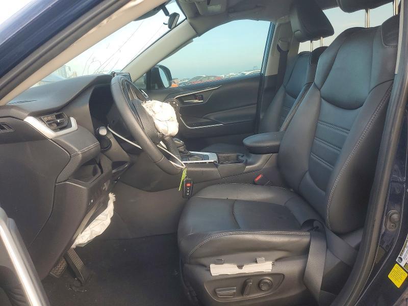 2021 Toyota Rav4 xle Premium