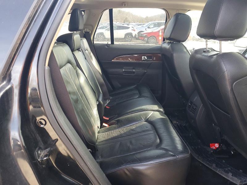 2013 Lincoln Townhouse MKX