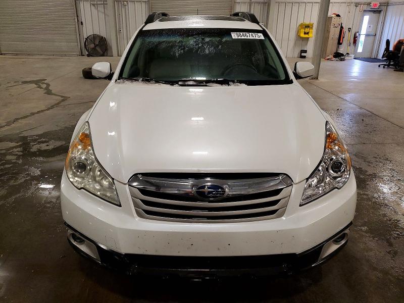 2010 Subaru Outback 2.5i Premium