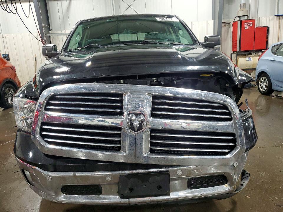 2016 Dodge RAM 1500 SLT