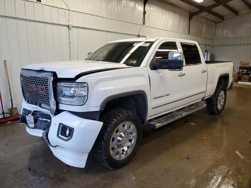 2016 GMC Sierra K2500 Denali