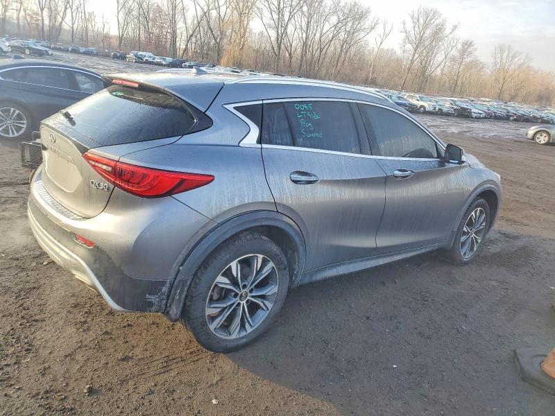 2018 Infinity Qx30 Essential