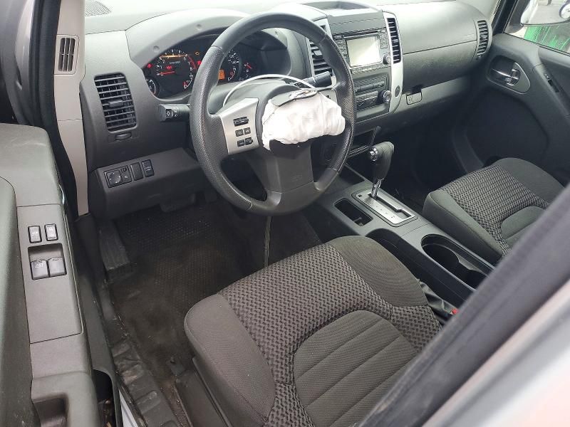 2015 Nissan Frontier sv