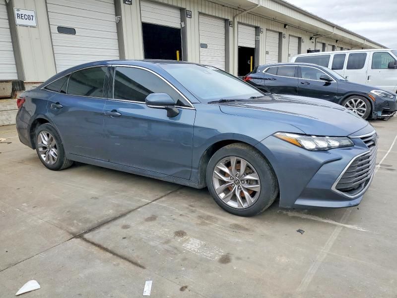 2021 Toyota Avalon xle