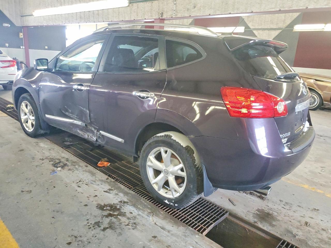 2011 Nissan Rogue s
