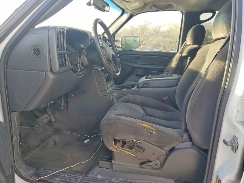 2005 GMC Sierra K2500 Heavy Duty