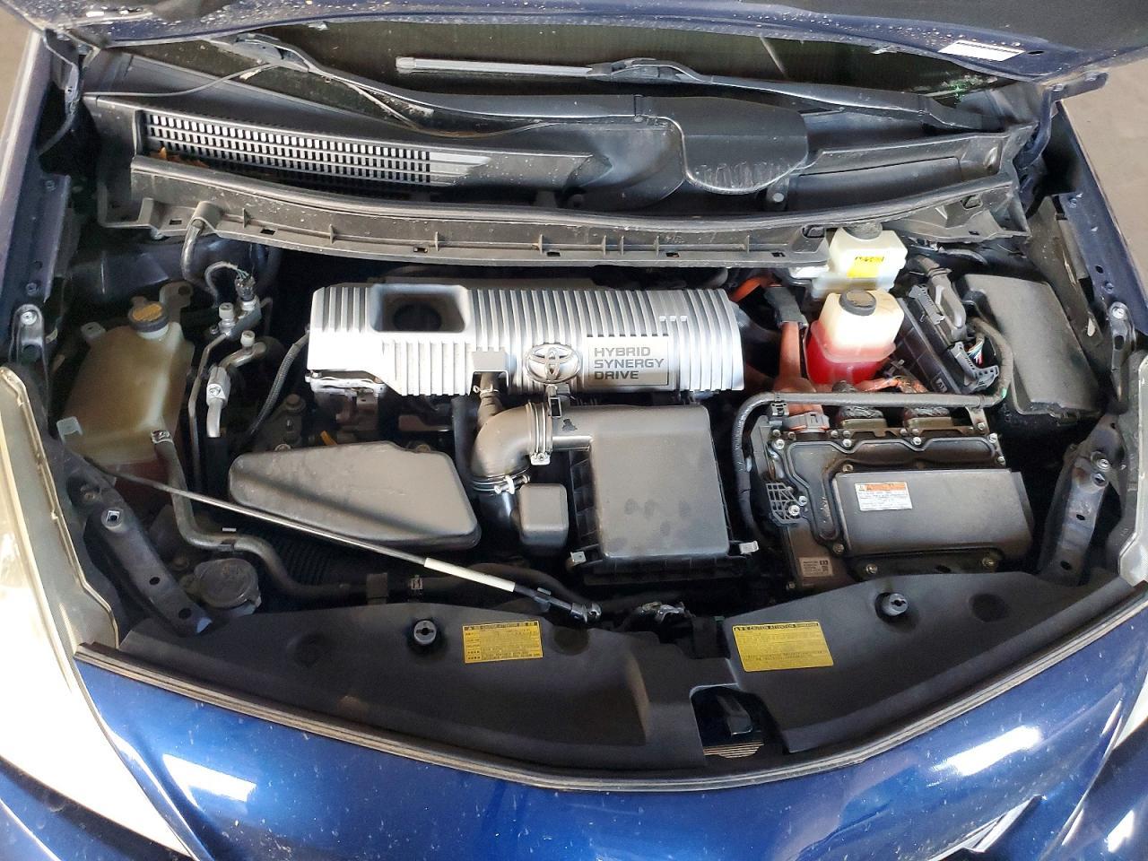 2013 Toyota Prius v two