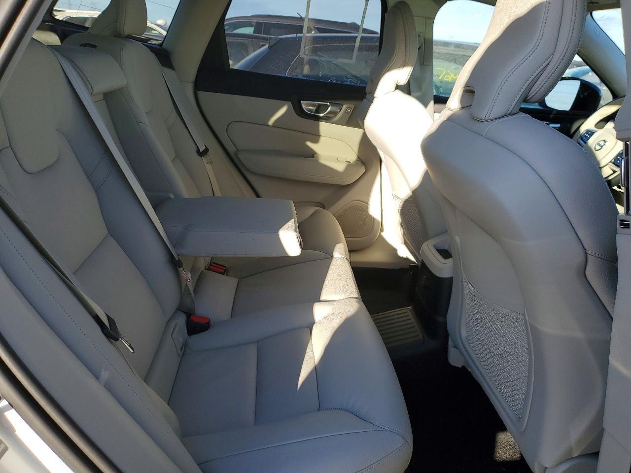 2025 Volvo Xc60 Plus