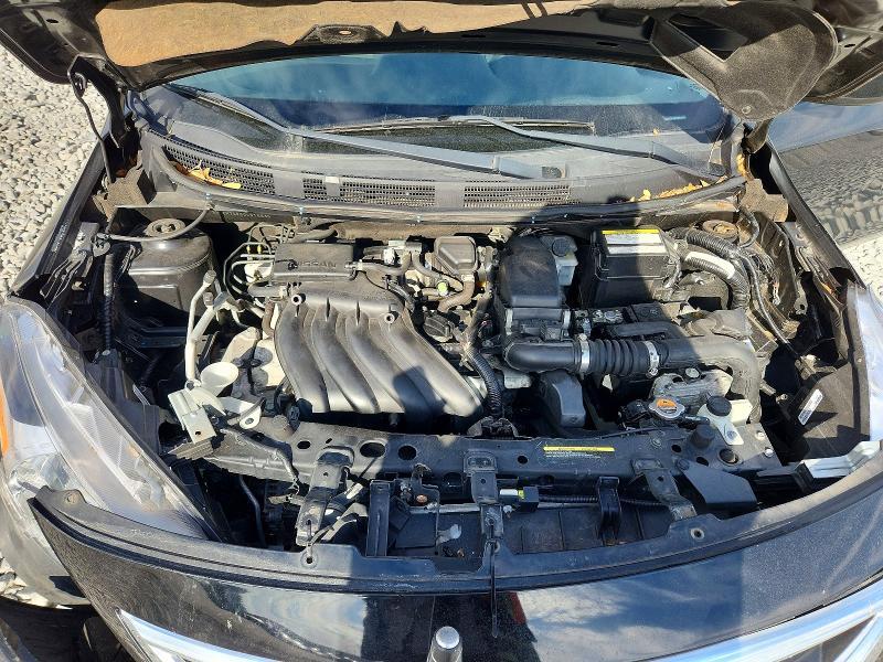 2016 Niss Versa s