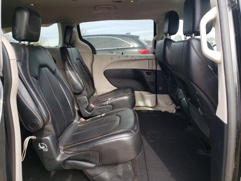 2020 Chrysler Voyager lxi