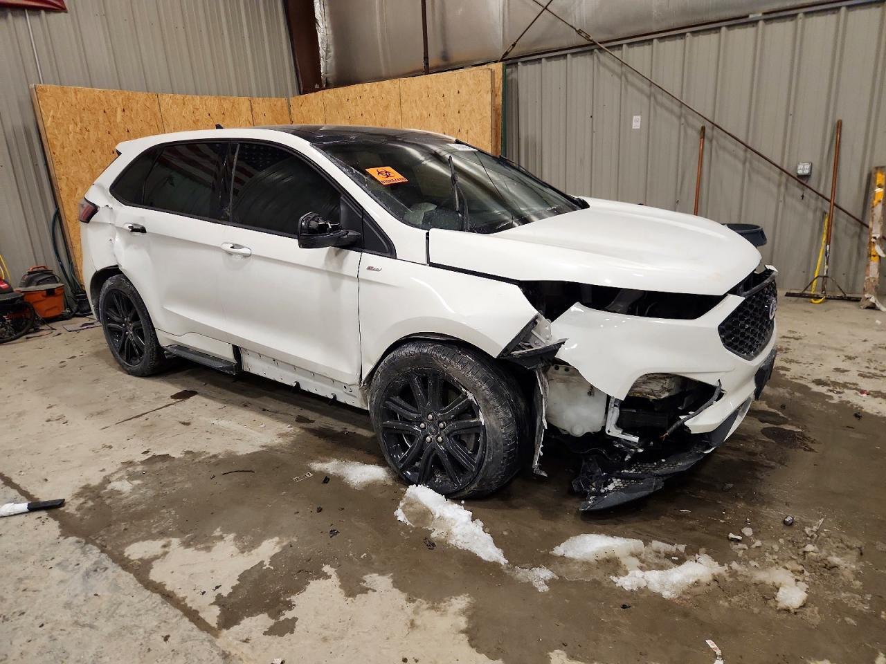 2021 Ford Edge sel