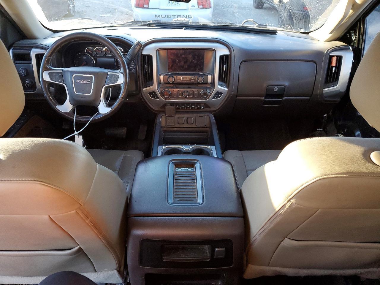 2016 GMC Sierra K1500 slt