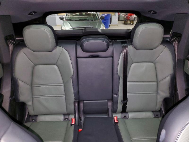 2024 Porsche Cayenne