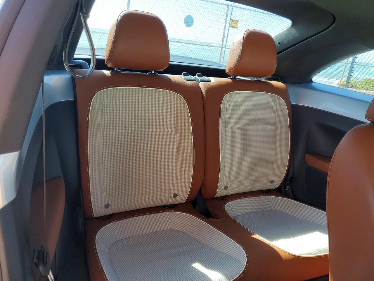 2015 Volkswagen Beetle 1.8t