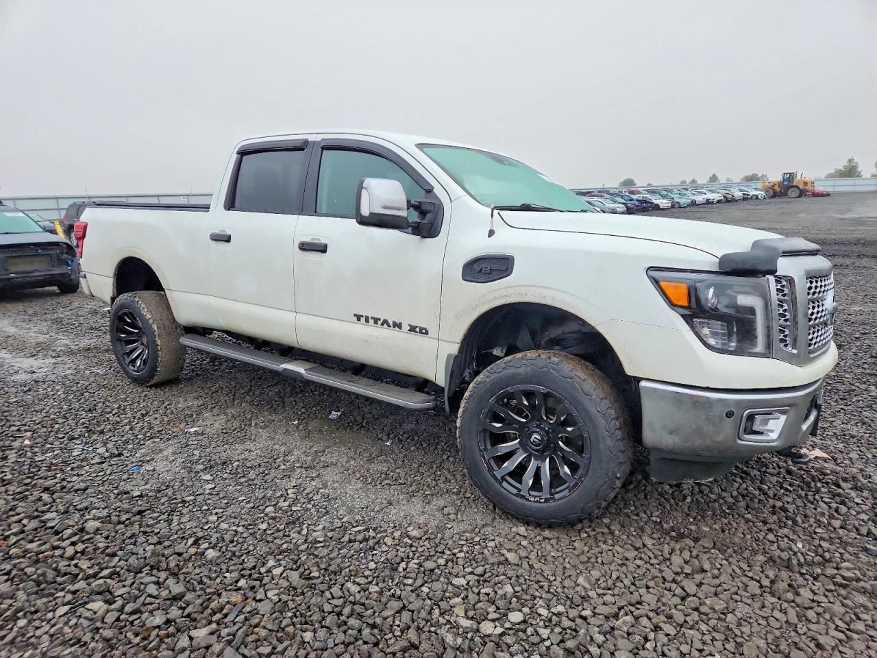 2016 Nissan Titan xd sl