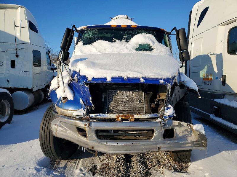 2002 International 4600 Septic Truck