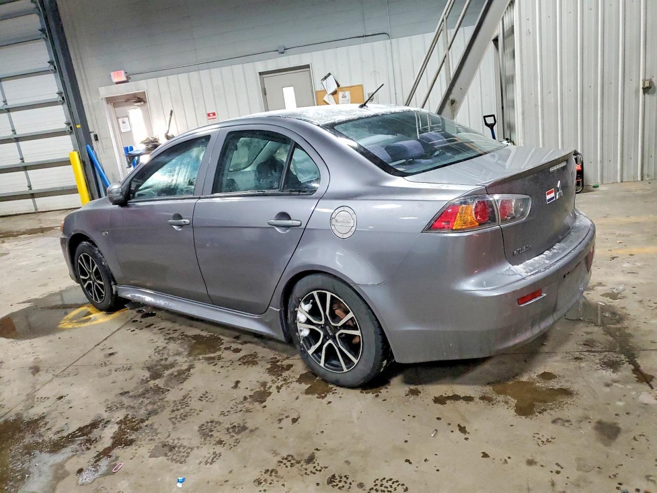 2016 Mitsubishi Lancer es