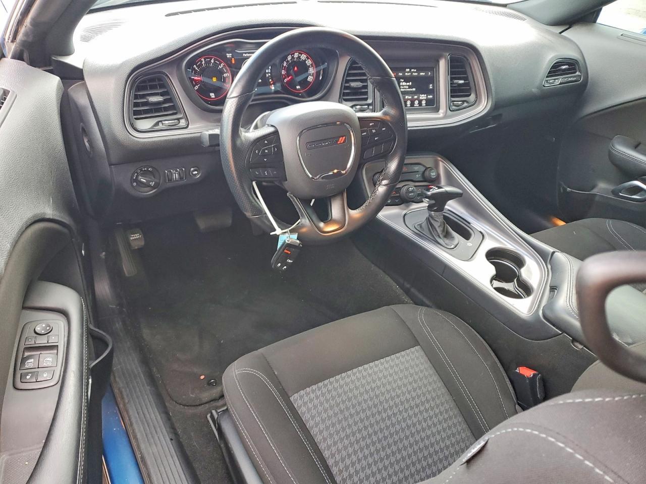 2023 Dodge Challenger sxt