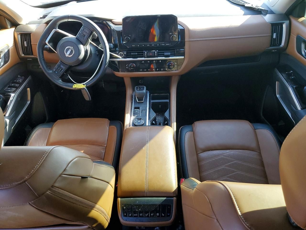 2023 Nissan Pathfinder Platinum