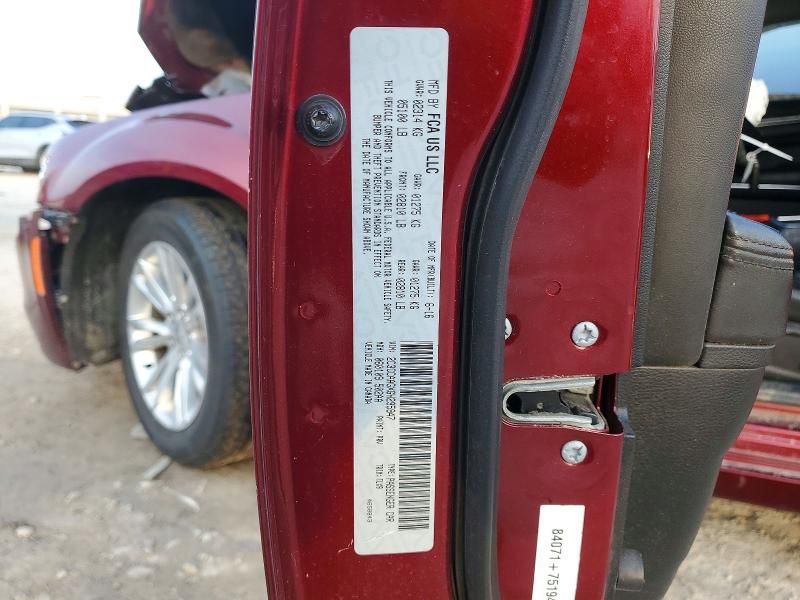 2016 Chrysler 300 Limited