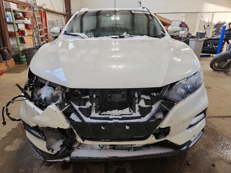 2021 Niss Qashqai sv