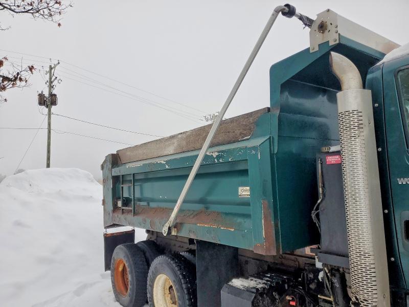 2013 International 7600 Dump Truck